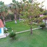 Villa Akrata Ferienhaus