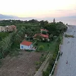 Villa Akrata Tatil Evi *