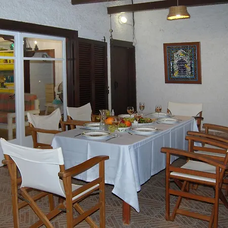 Villa Akrata *