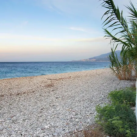 Villa Akrata