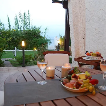 Villa Akrata *