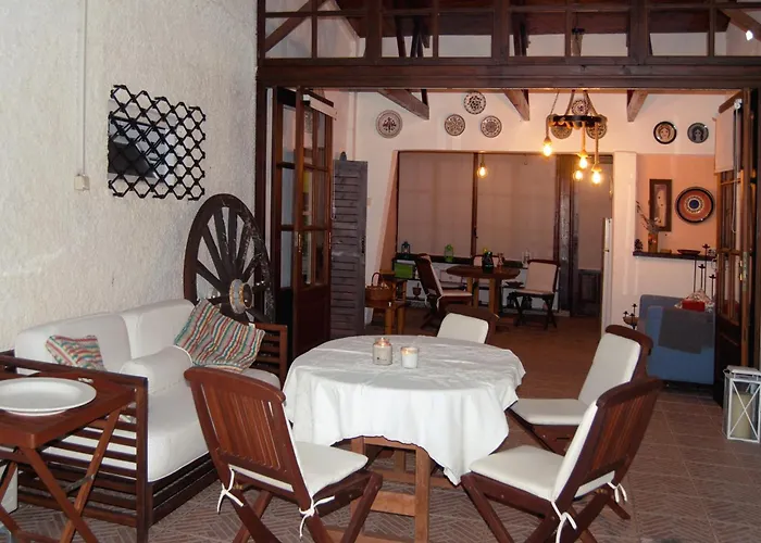 Villa Akrata * Akrata